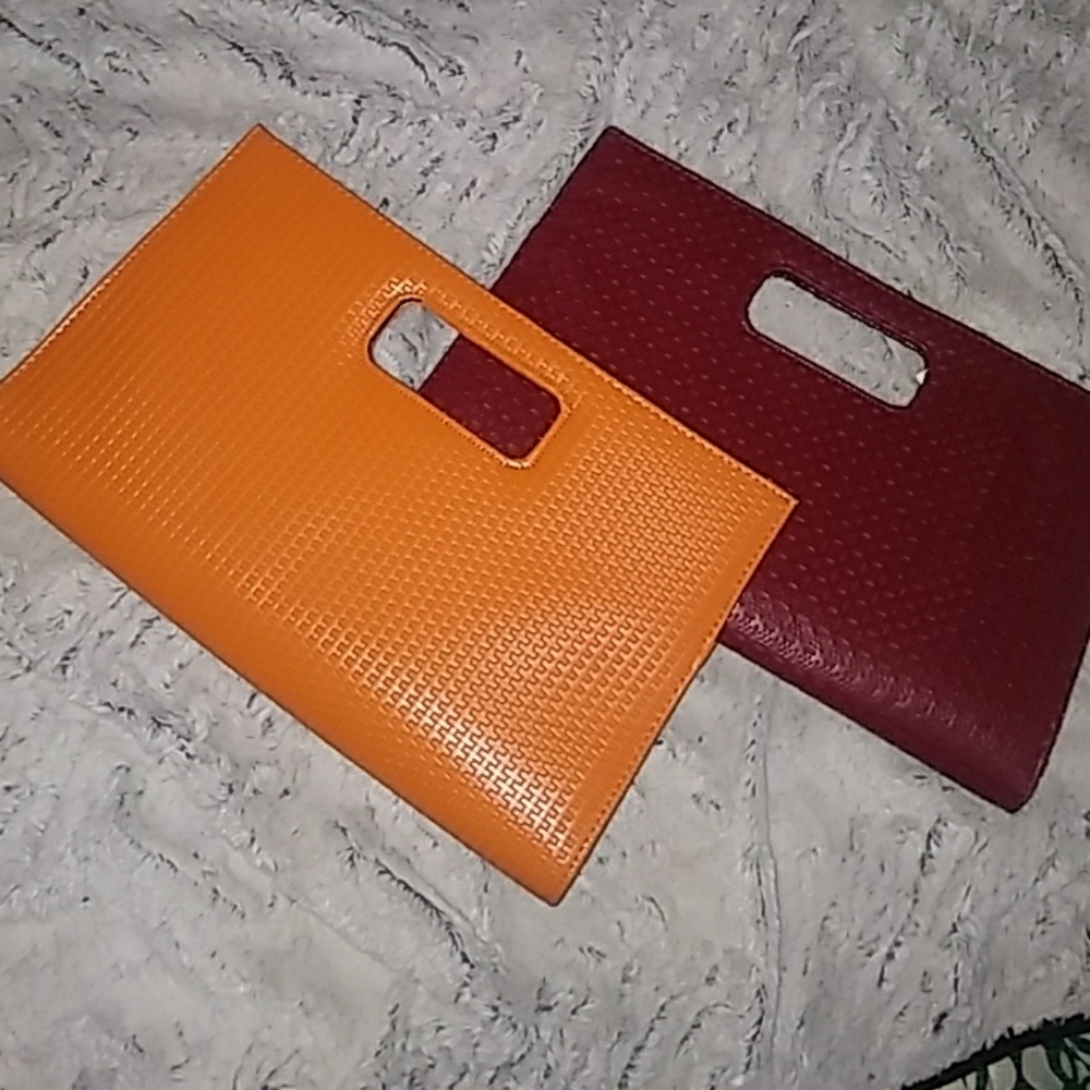 - BNWOT Two beautiful clutches